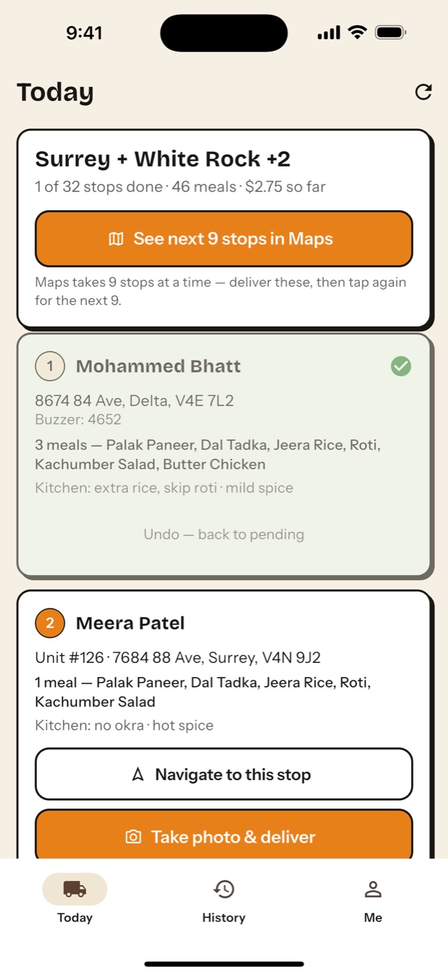 The Tiffinware Driver app store screenshot: every stop already in order, navigate and take-photo-and-deliver buttons.